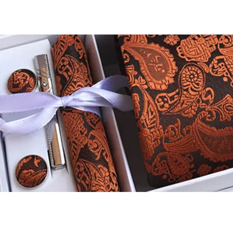 Mikel Dana Paisley Jacquard Tie & Pocket Square Set