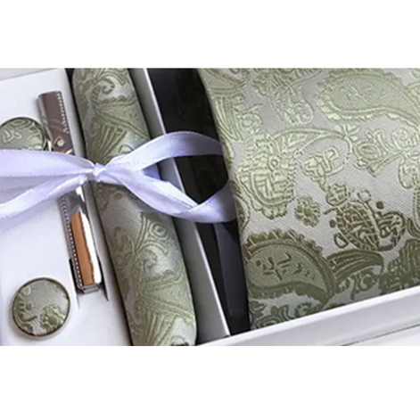 Mikel Dana Paisley Jacquard Tie & Pocket Square Set