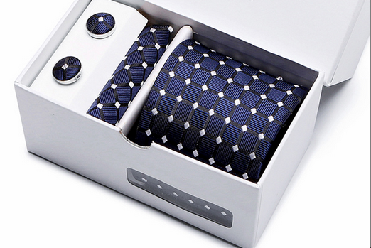 Mikel Dana Executive II Tie & Pocket Square Set